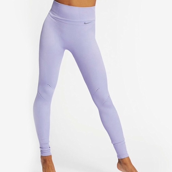 seamless nike leggings